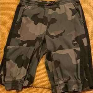 Boys joggers size 18/20